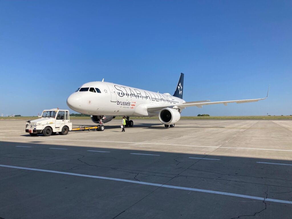 Aerien airline OO SNQ le dernier ajout a la flotte de 1024x768 1